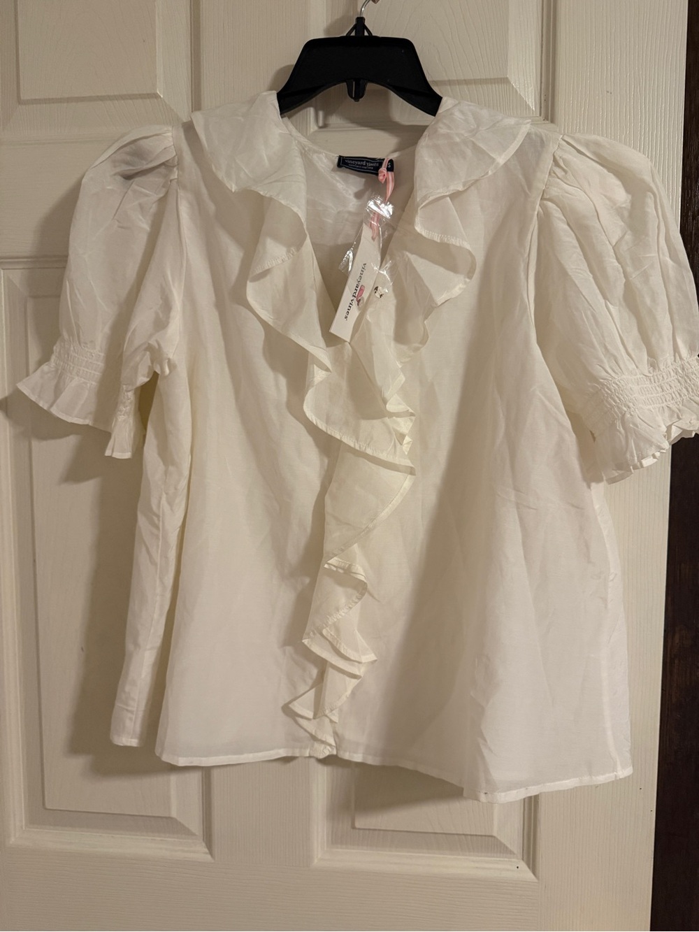Vineyard Vines Ivory Ruffle Front Puff Sleeve Blouse